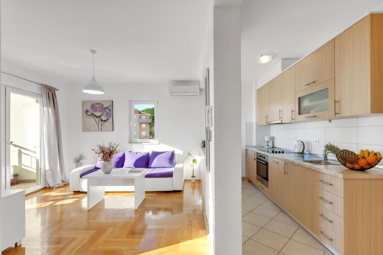 Apartments Santric - The Hill ماكارسكا المظهر الخارجي الصورة