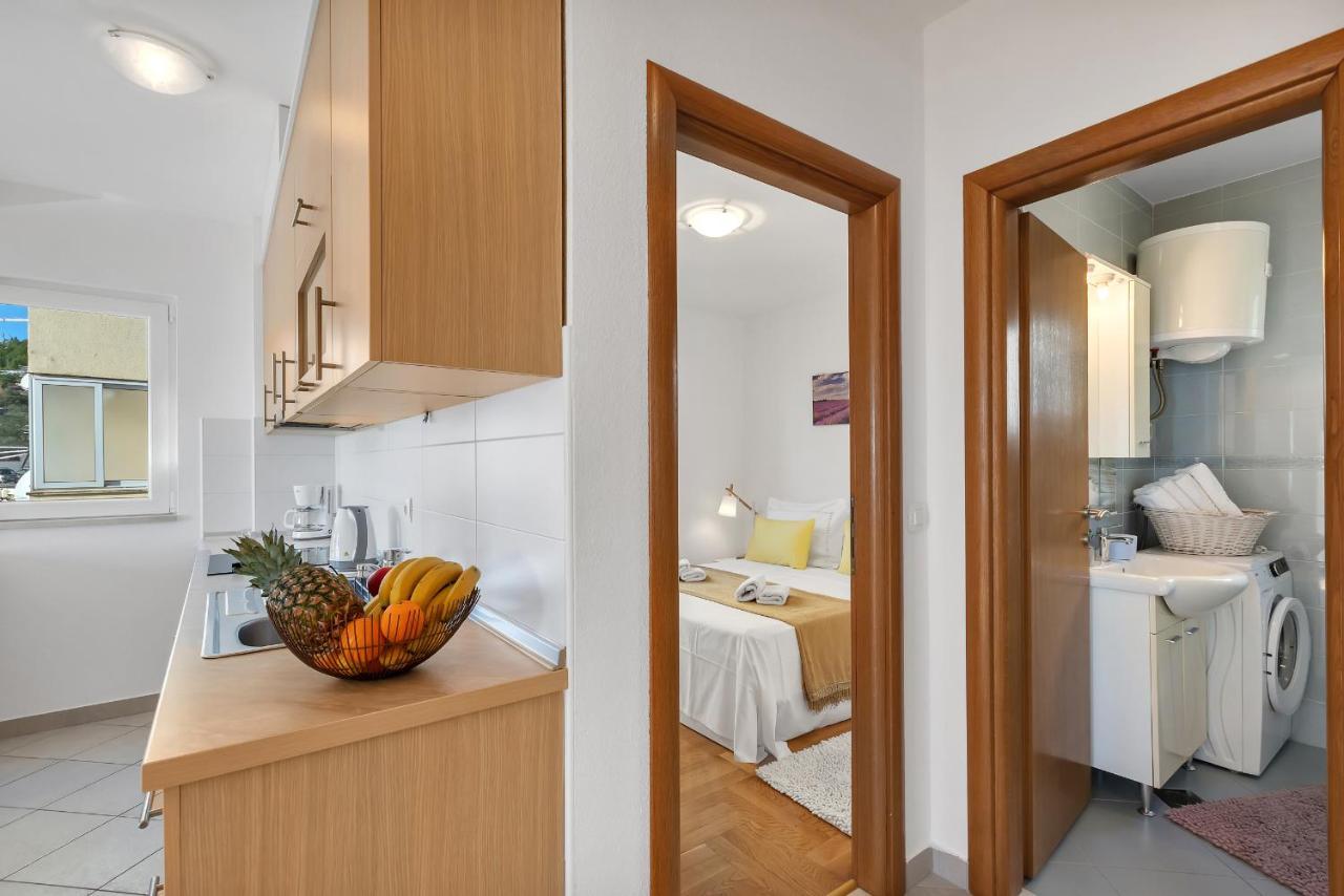 Apartments Santric - The Hill ماكارسكا المظهر الخارجي الصورة